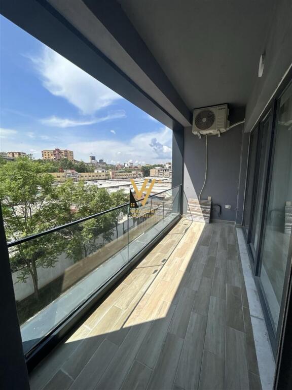 APARTAMENT 2+1+BLK ME QERA TE 5 MAJI