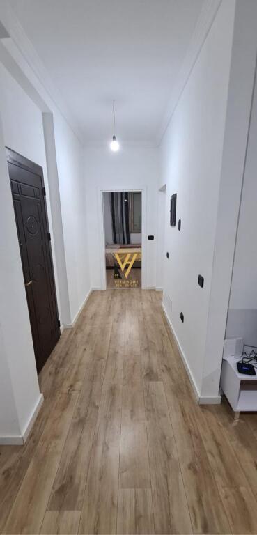 APARTAMENT 2+1+BLK ME QERA TE RRUGA ELBASANIT