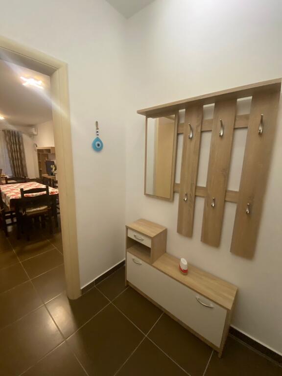 2+1, furnished, with parking, Peti street, Dry Lake.