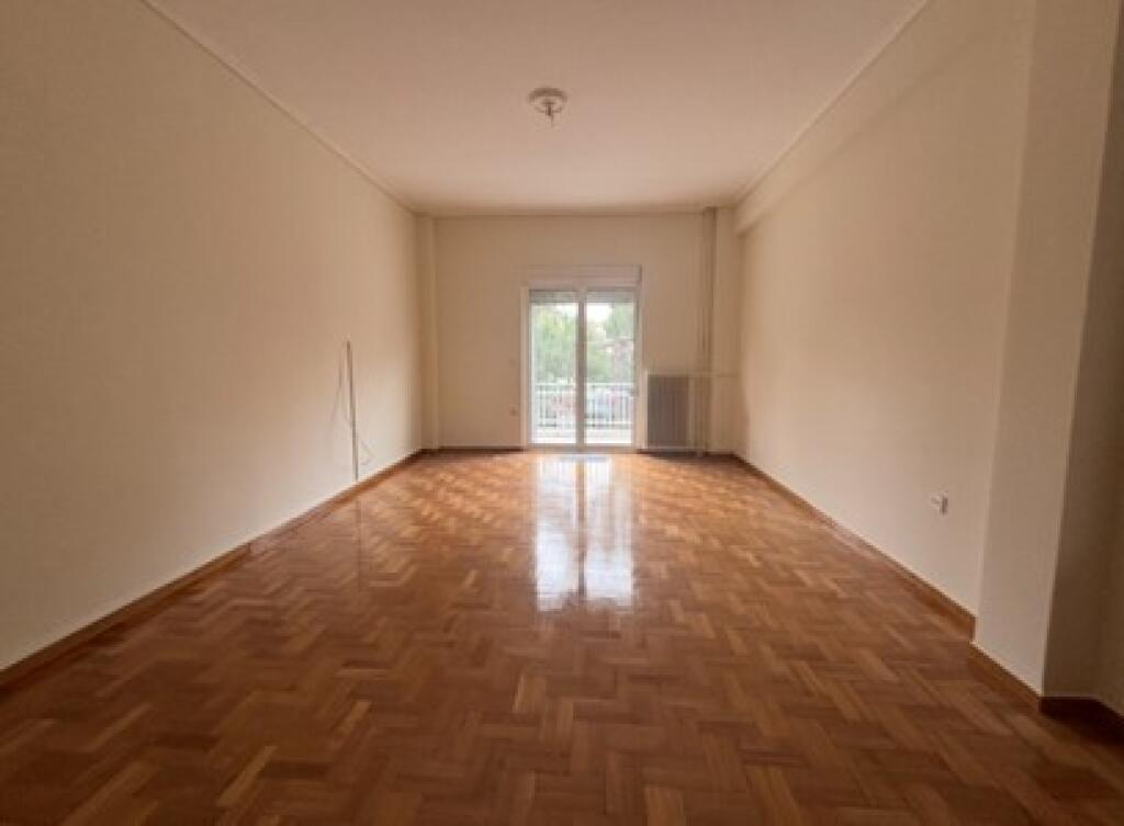 Negozio in Affitto Vicino a Brryli (ID BD21723) Tirana