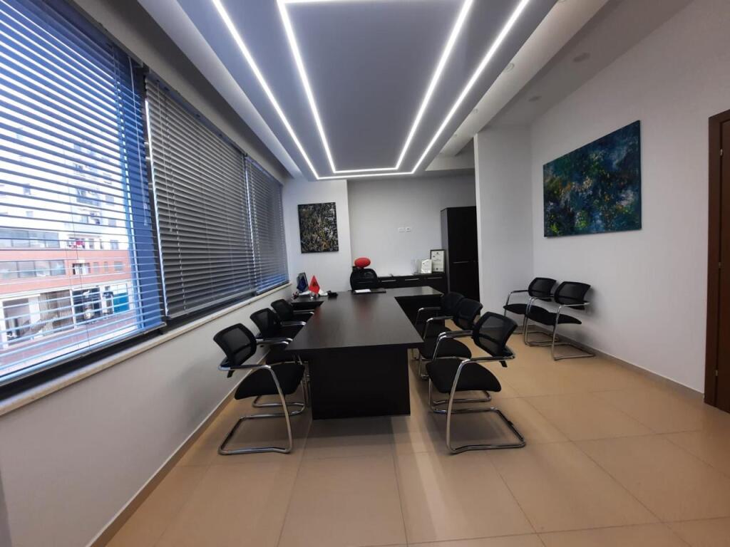 ‼️We are selling a business space with an area of 450 m2‼️Dibra St.