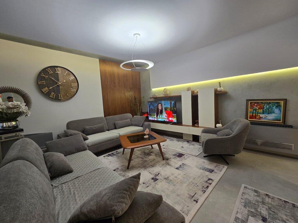 FOR SALE APARTMENT 3+1+3 NEAR SKENDERBEJ SQUARE