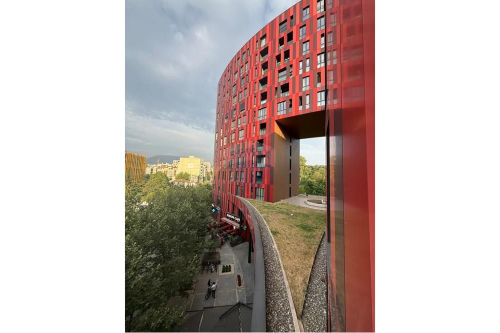 APARTAMENT 2+1+2+ PARKIM PËR QIRA TEK PARK GATE