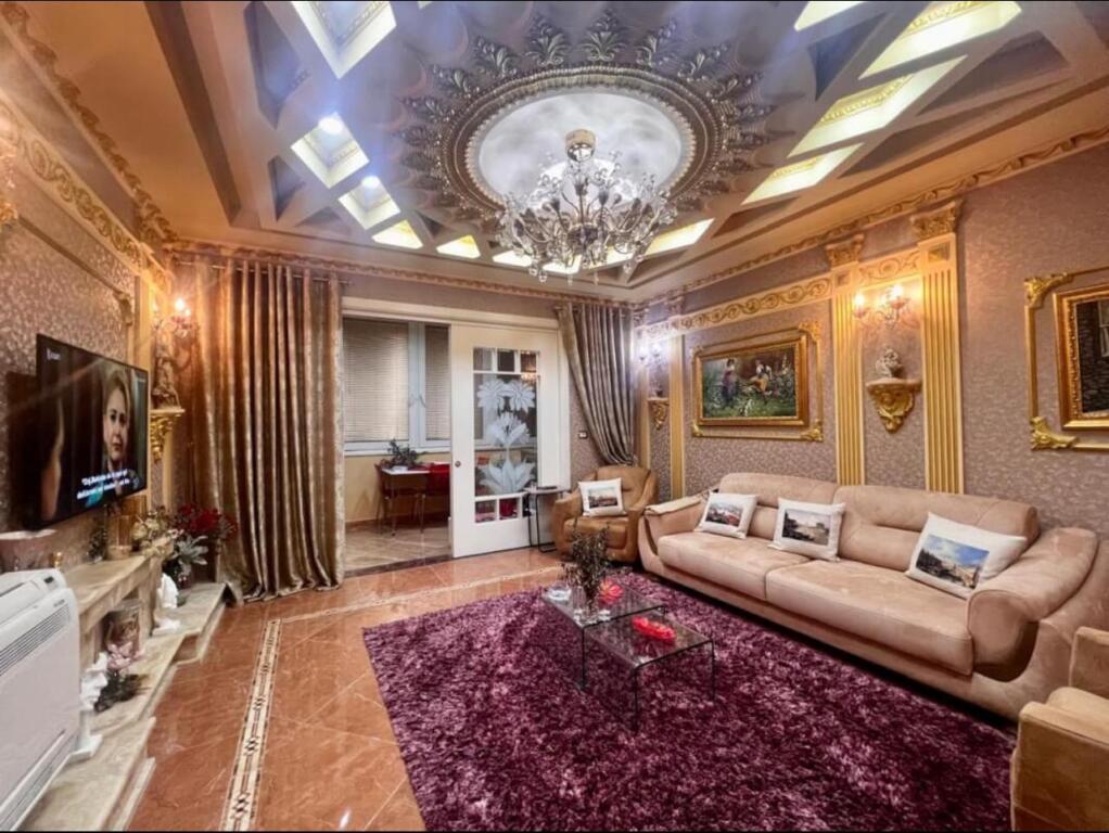 For sale Apartment 3+1+2 bathrooms "Kodra e Diellit", Tirana.