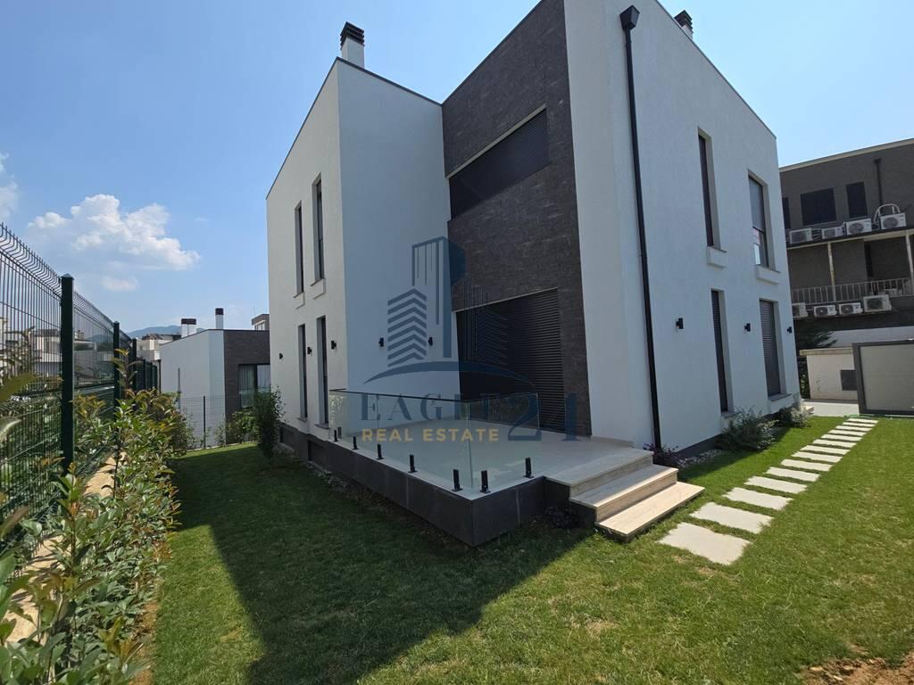 Vilë Dy-Katëshe + 1 kat nentoke me Qira – Prane TEG, Tiranë!