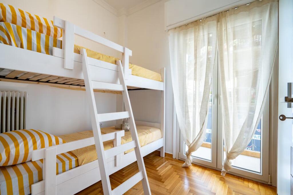 Apartament me qera 2+1 tek kopshti Zoologjik (ID B220530) Tirane