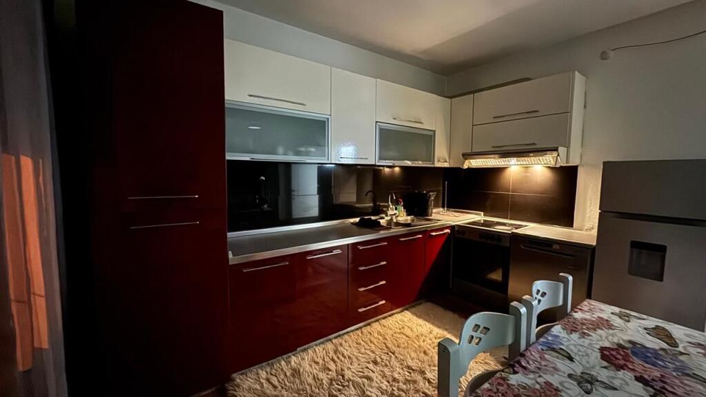 For rent a studio with a veranda at Zogu i Zi