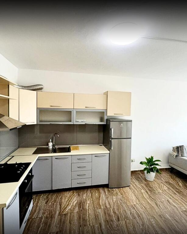 1+1+Veranda for rent at Uzina Autotraktori