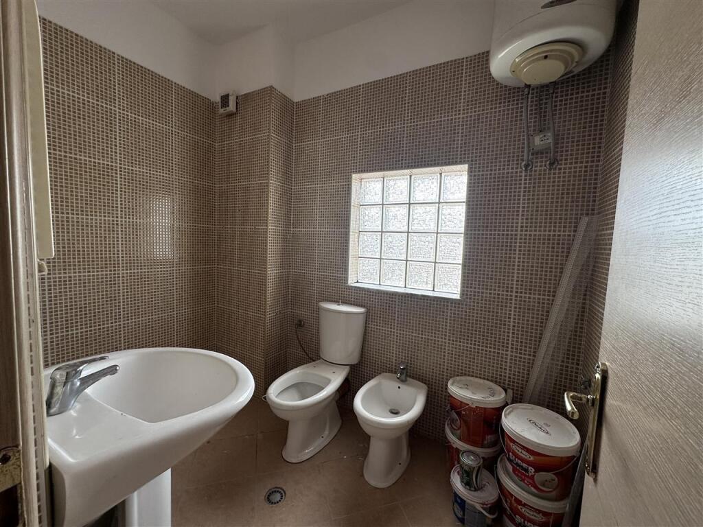 Apartment 3+1+2 is offered in Rr Ali Visha, rr Elbasanit
