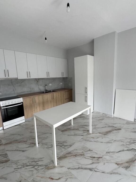 For rent 1+1 Apartment located (Kahraman Yll Street, near Tv Klan, near Uet, Porcelan)