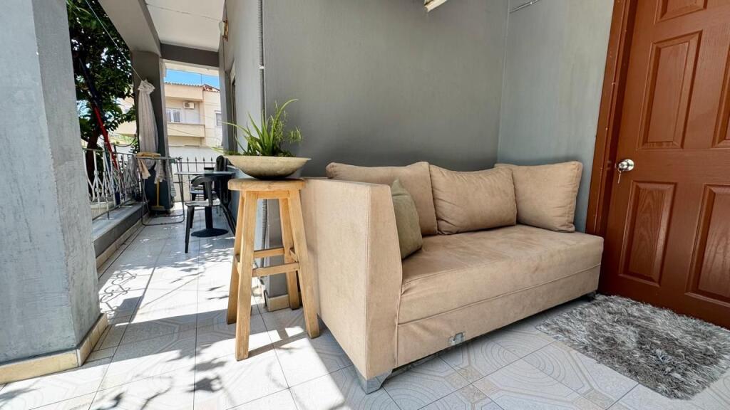 For rent a studio with a veranda at Zogu i Zi