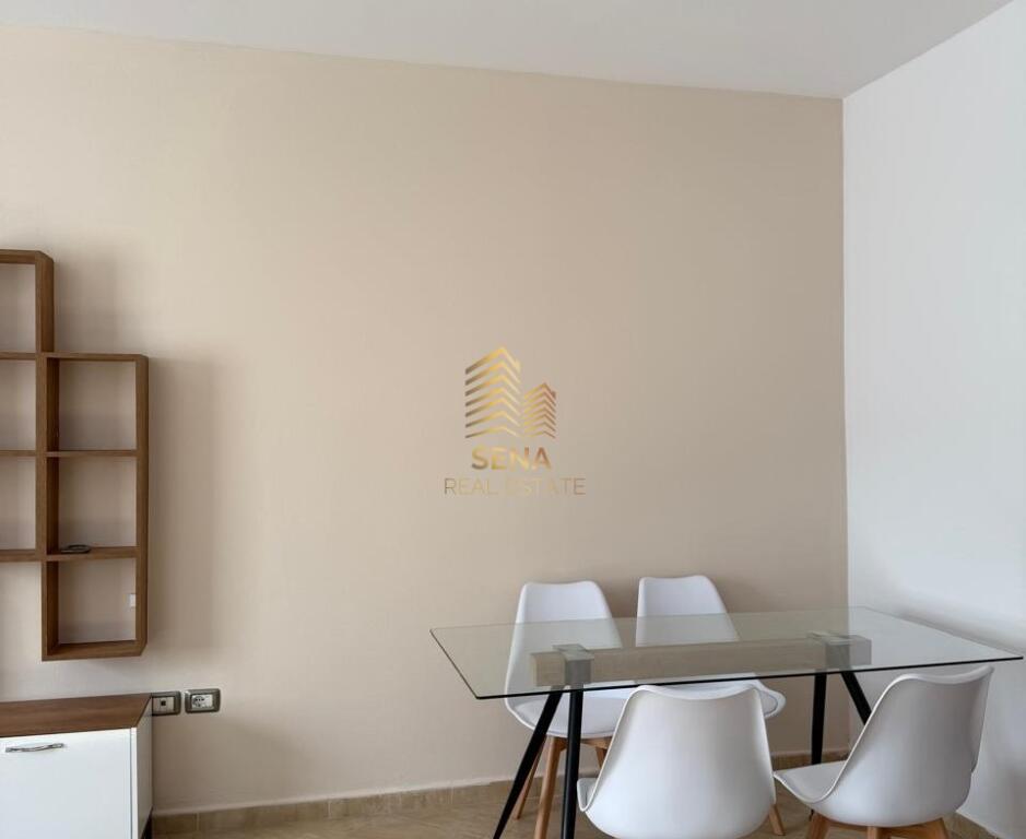 Qira, Apartament 1+1+Blk, Rruga Elbasanit – pranë Pallatit të Brigadave.