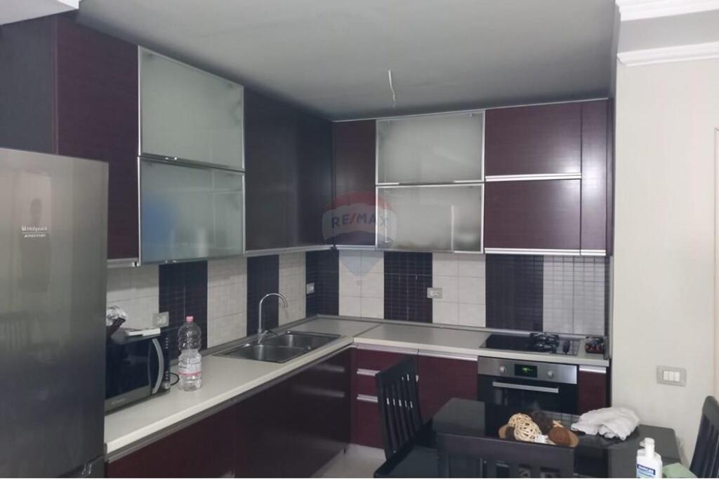 Apartament 2+1+2 për Qira rruga Irfan Tomini