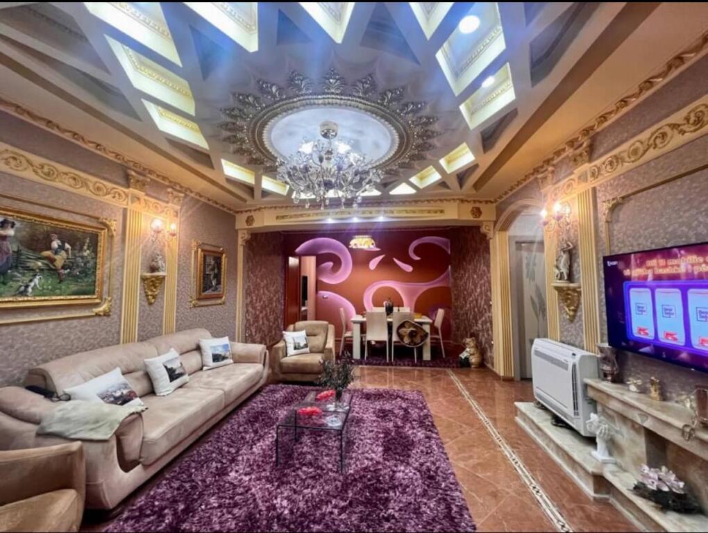 For sale Apartment 3+1+2 bathrooms "Kodra e Diellit", Tirana.