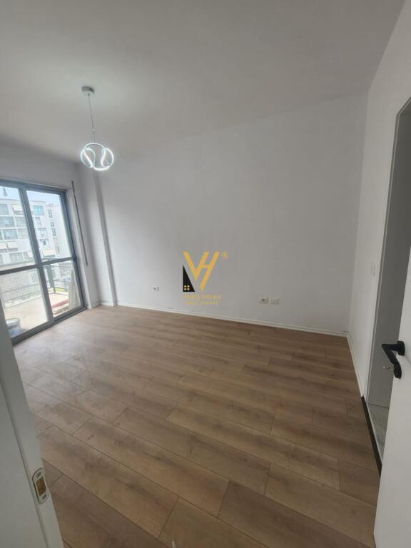 SHITET APARTAMENT 2+1+2+BLK TE KOMUNA E PARISIT