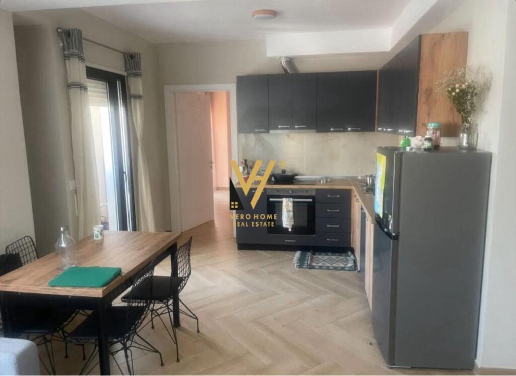 APARTAMENT 1+1 ME QERA TE SHKOLLA E BALETIT