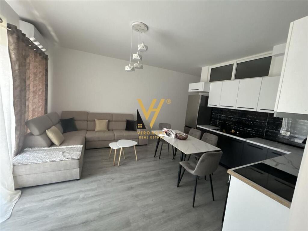 APARTAMENT 2+1+BLK ME QERA TE 5 MAJI