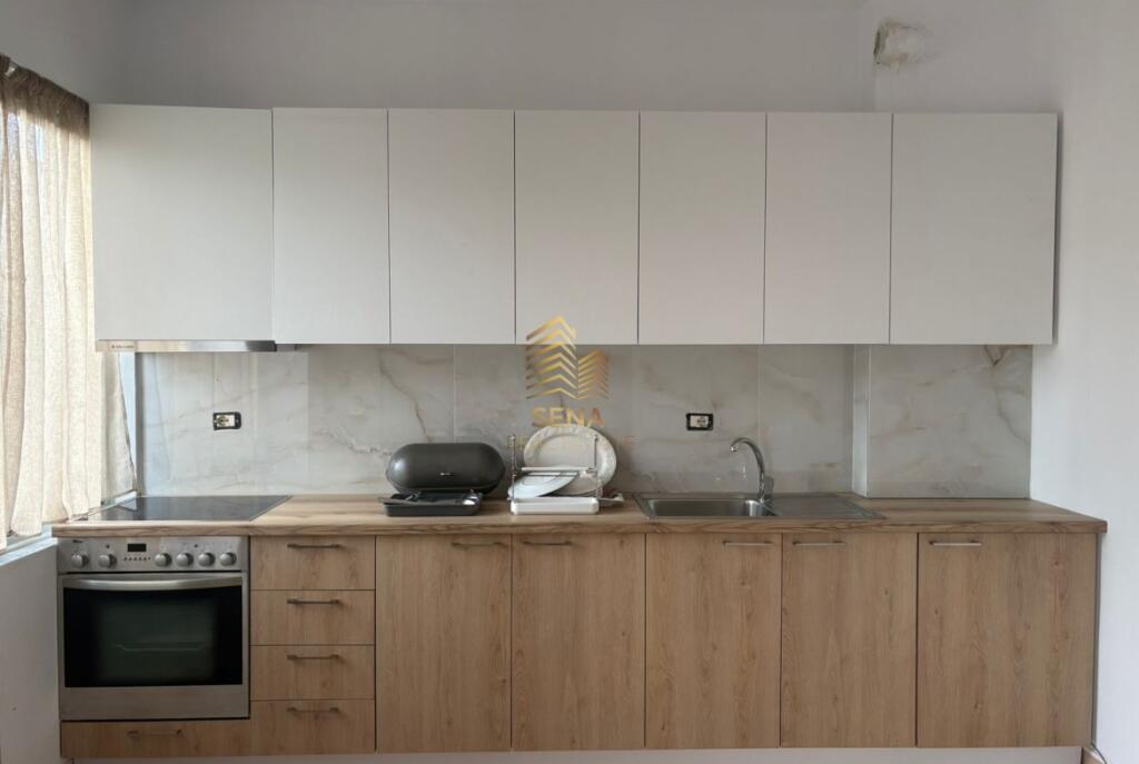 Qira, Apartament 2+1+Blk, Rruga Elbasanit – pranë Pallatit të Brigadave.