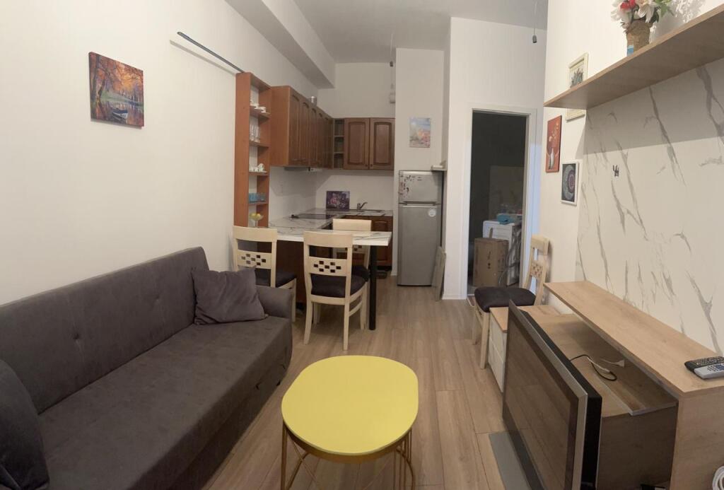 Apartament në Kompleksin Mangalem