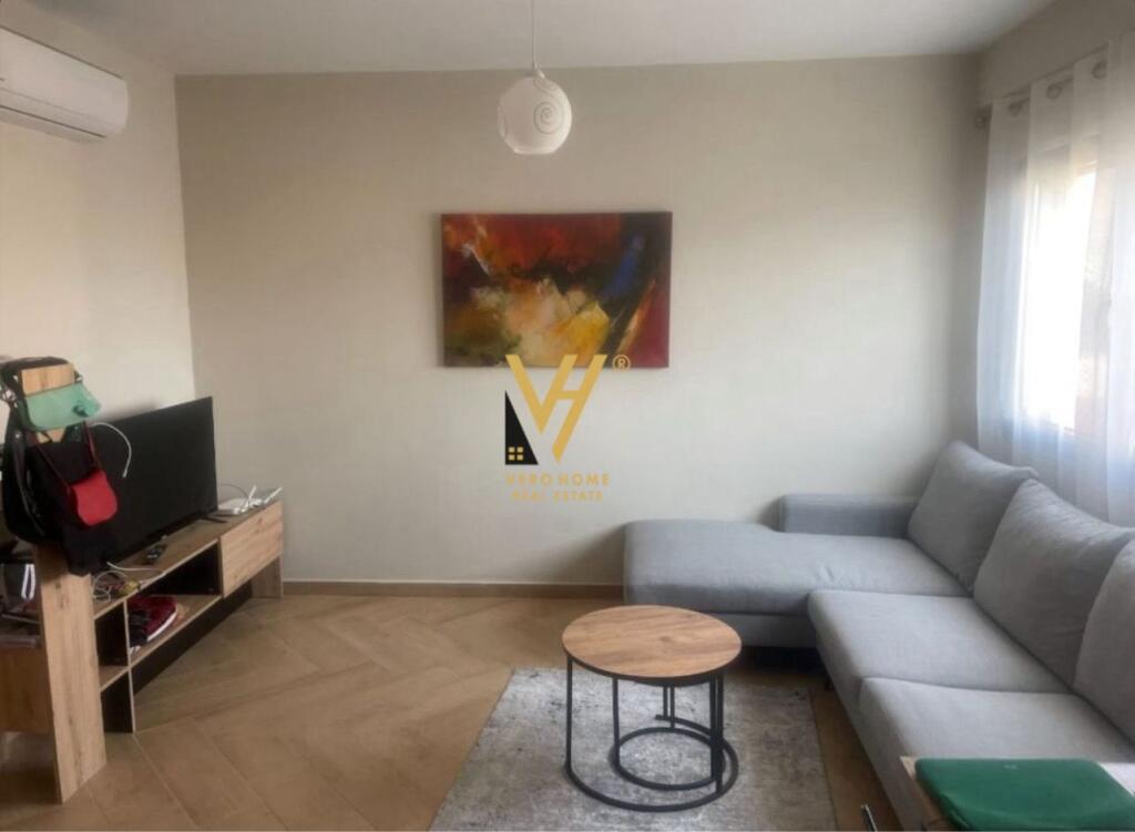 APARTAMENT 1+1 ME QERA TE SHKOLLA E BALETIT