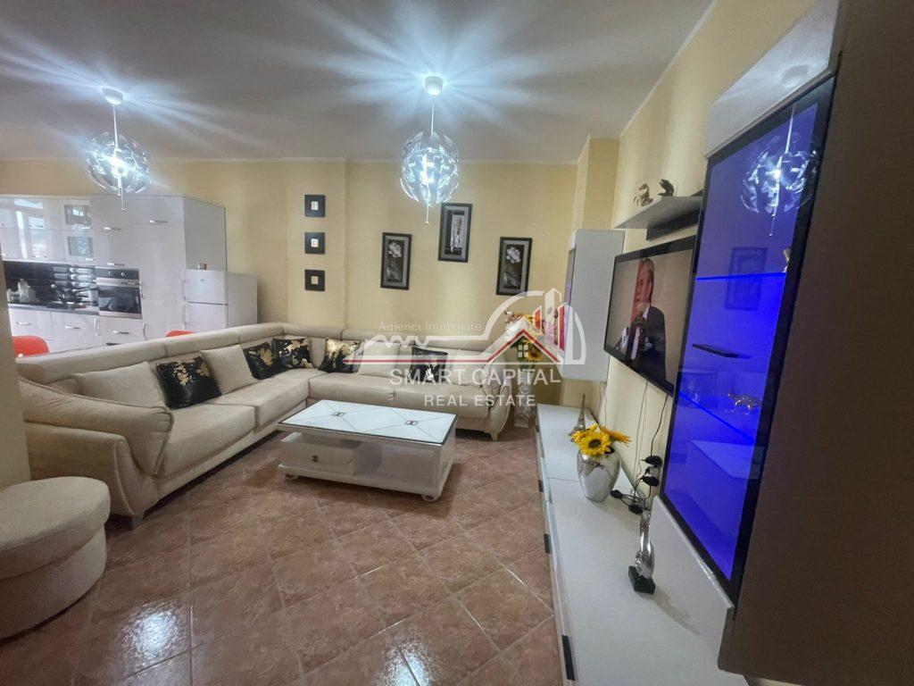 FOR SALE APARTMENT 2+1 AT THE OFFICERS' HOUSE - VLORA!!