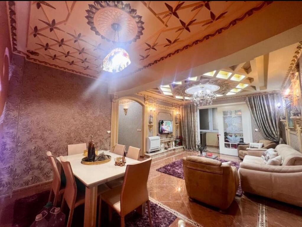 For sale Apartment 3+1+2 bathrooms "Kodra e Diellit", Tirana.