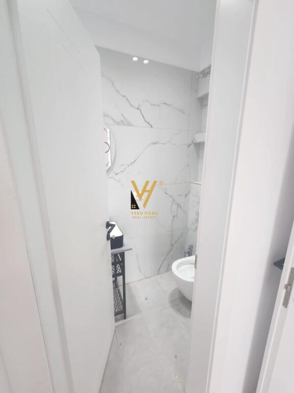 SHITET APARTAMENT 2+1+2+BLK TE KOMUNA E PARISIT