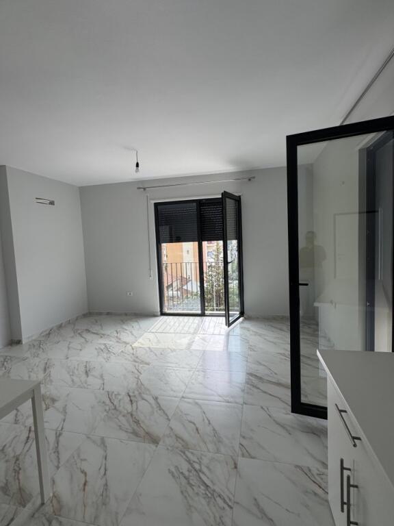 For rent 1+1 Apartment located (Kahraman Yll Street, near Tv Klan, near Uet, Porcelan)