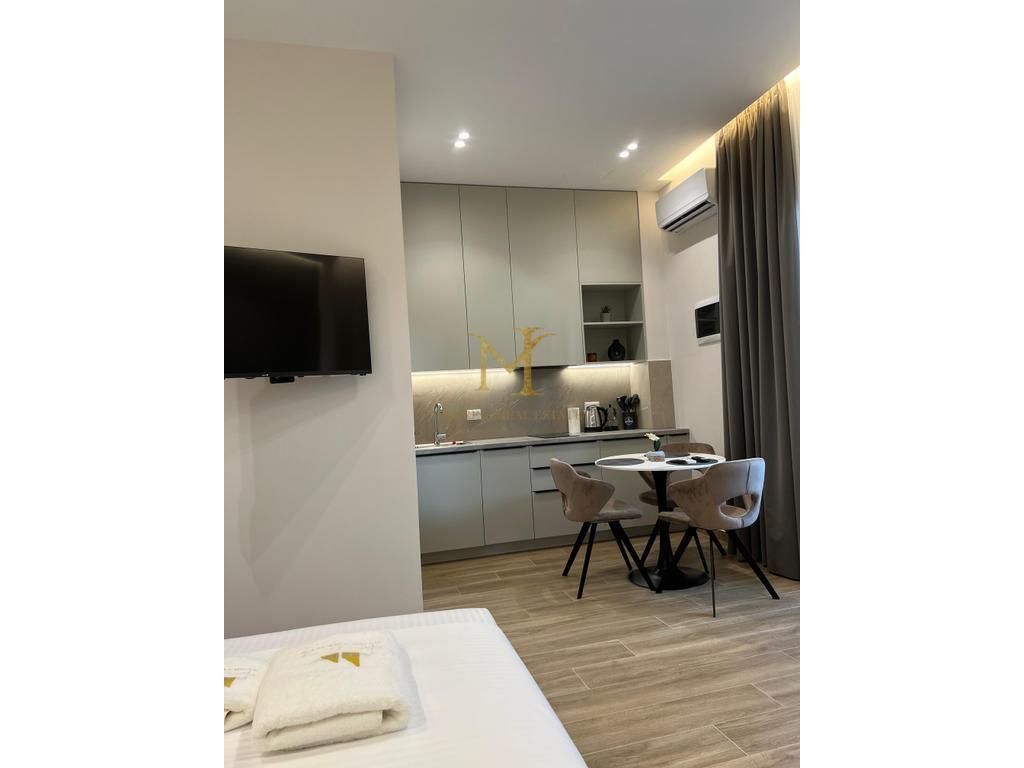 Shiten 2 apartamente ne Plazh, Iliria, Durres. 80 metra larg detit!!