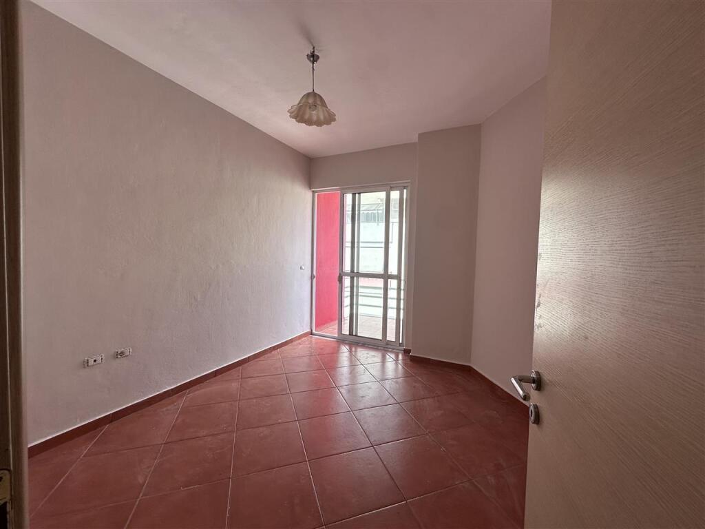 Apartment 3+1+2 is offered in Rr Ali Visha, rr Elbasanit