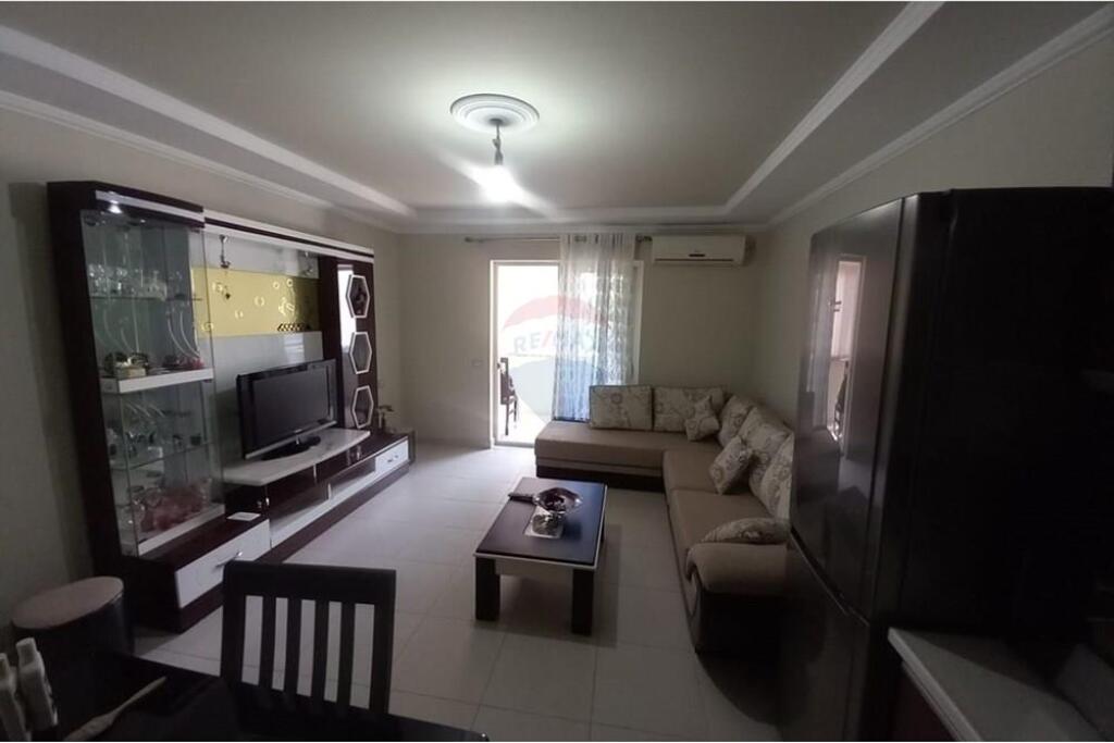 Apartament 2+1+2 për Qira rruga Irfan Tomini