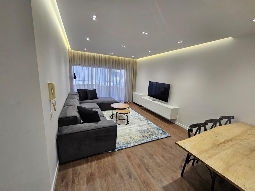For rent 2+1+2 MYSLYM SHYRI