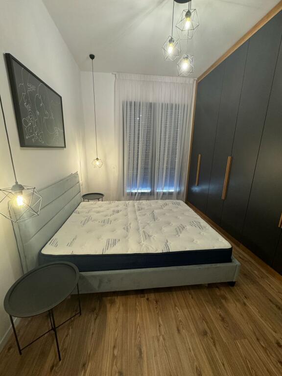 Apartament 1+1 me Qira te Kompleksi Delijorgji