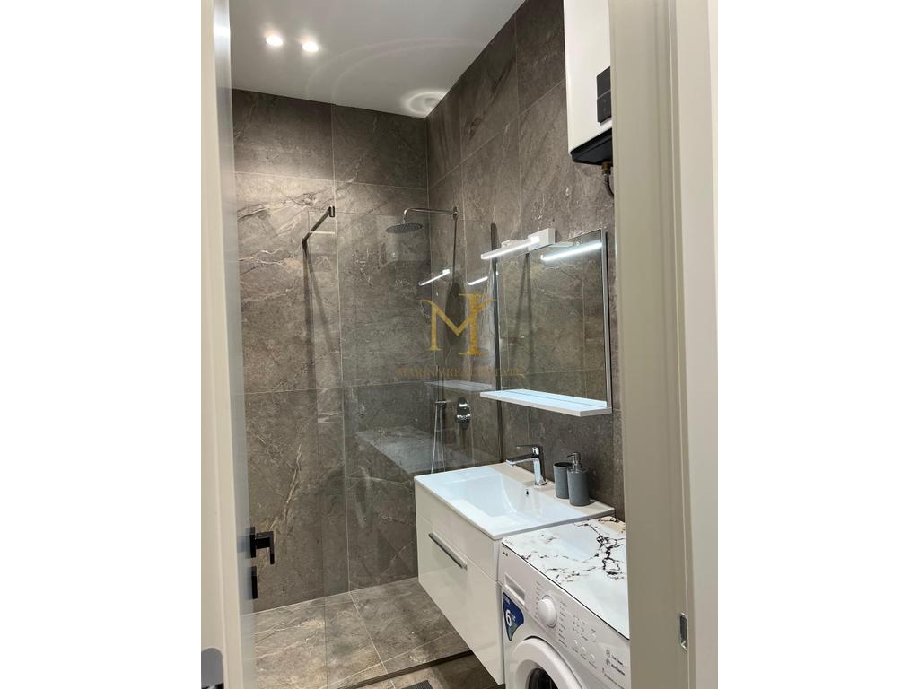 Shiten 2 apartamente ne Plazh, Iliria, Durres. 80 metra larg detit!!