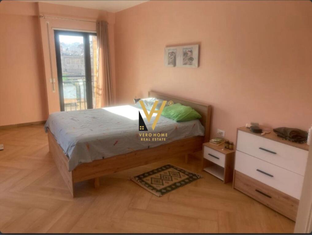 APARTAMENT 1+1 ME QERA TE SHKOLLA E BALETIT