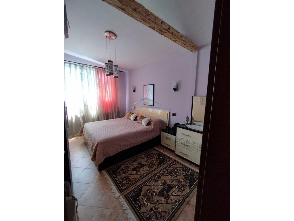 Rent, Apartment 1+1 Laprake, Tirana.