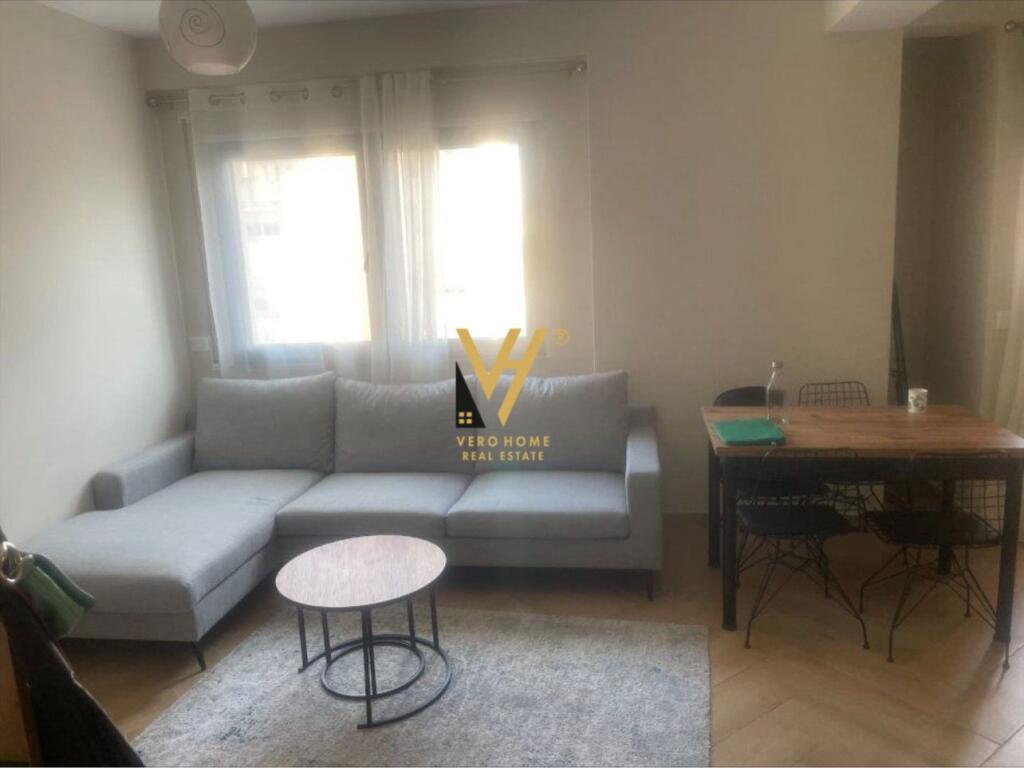 APARTAMENT 1+1 ME QERA TE SHKOLLA E BALETIT