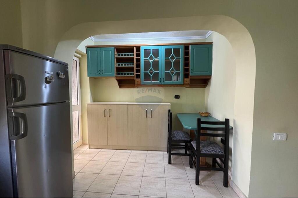 Apartament 1 +1 me qira prane Stadiumit Dinamo