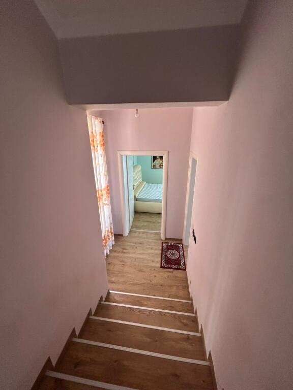 Villa in affitto a Sauk, zona tranquilla ed elitare!