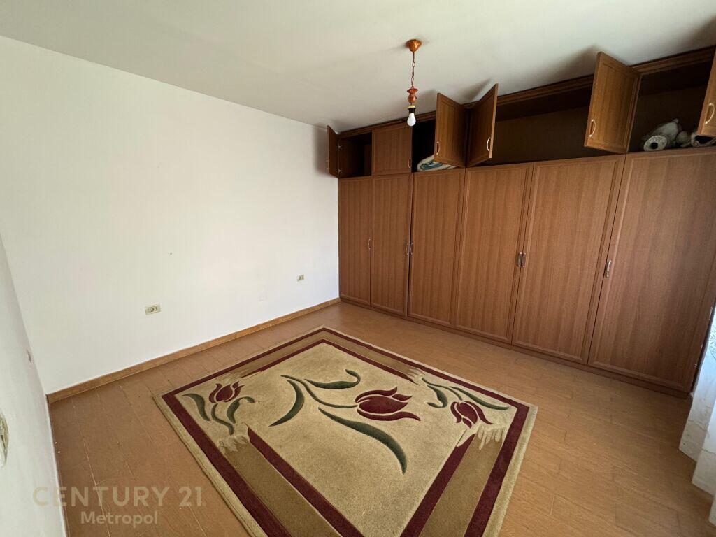 House for rent 2 floors in Ali Demi!