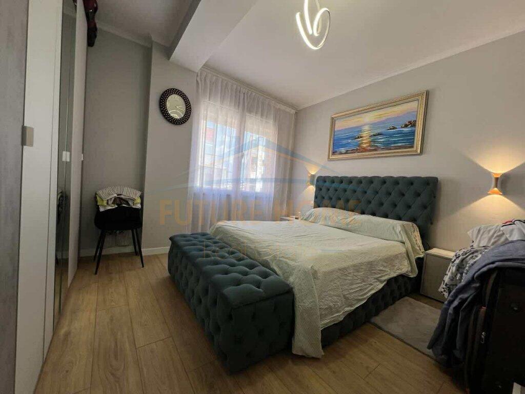 For sale, Apartment 1+1, Unaza e Re.