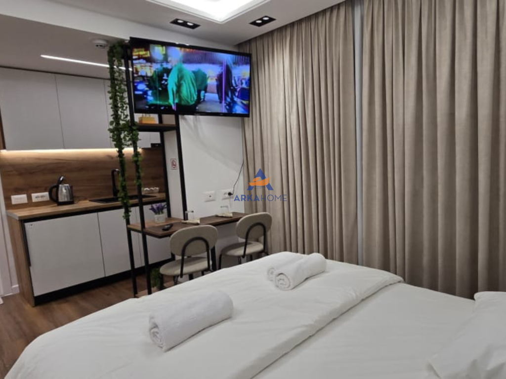FOR SALE APARTMENT 1+1+STUDIO+BALCONY "ON THE MAIN ROAD BETWEEN DECEMBER 21 AND MYSLYM SHYRI".