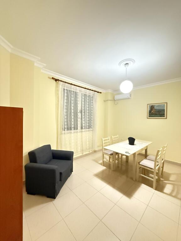 Apartament 2+1 për qira në Don Bosko