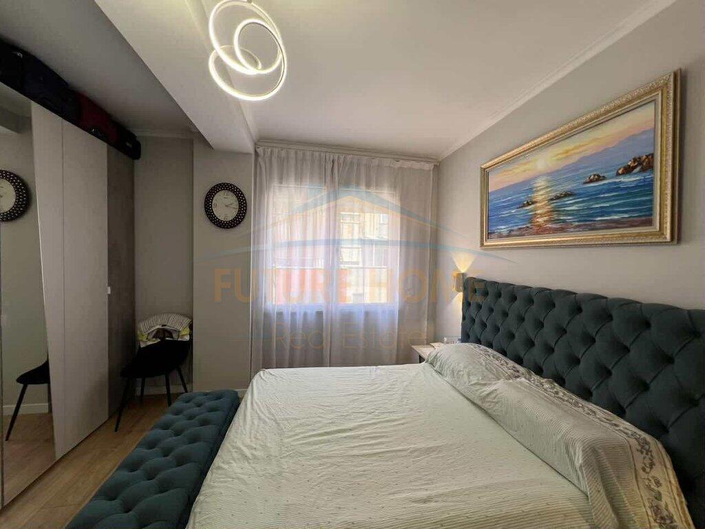 For sale, Apartment 1+1, Unaza e Re.