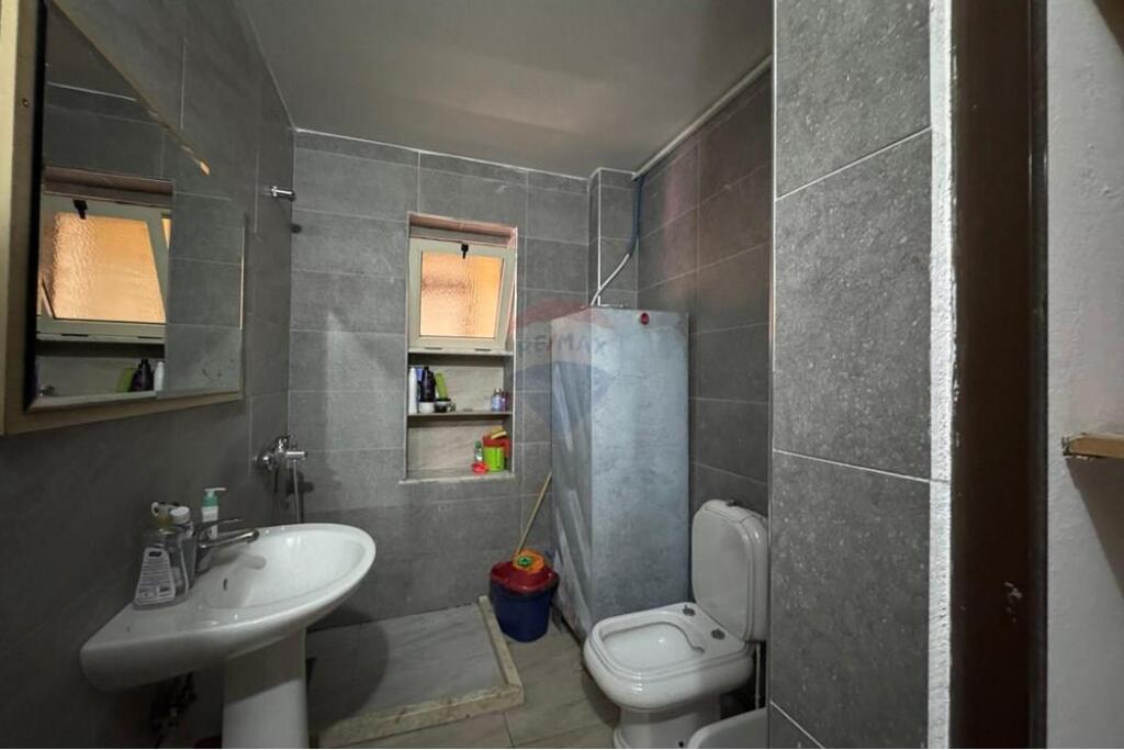 Apartament 1 +1 me qira prane Stadiumit Dinamo