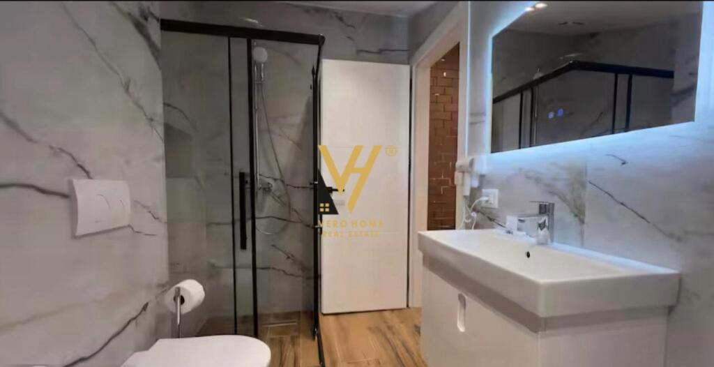 SHITEN 4 STUDIO APARTAMENTE TE STADIUMI DINAMO