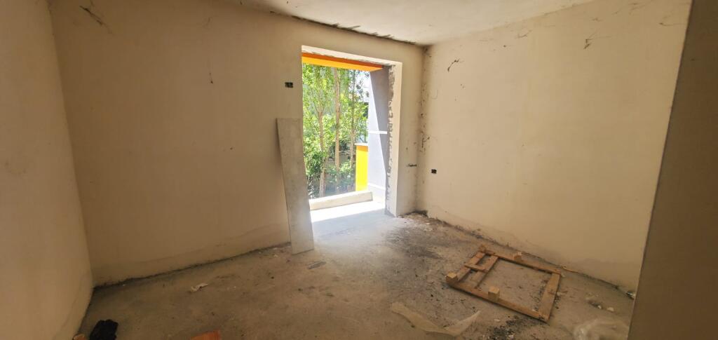 Shitet Apartament 2+1 – Rezidenca Tom Doshi
