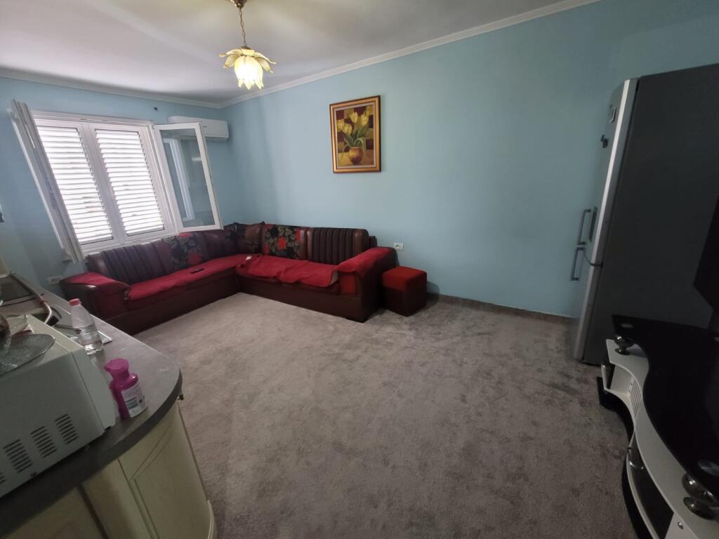 For sale 2+1 apartment in Myslym Shyri for ONLY.