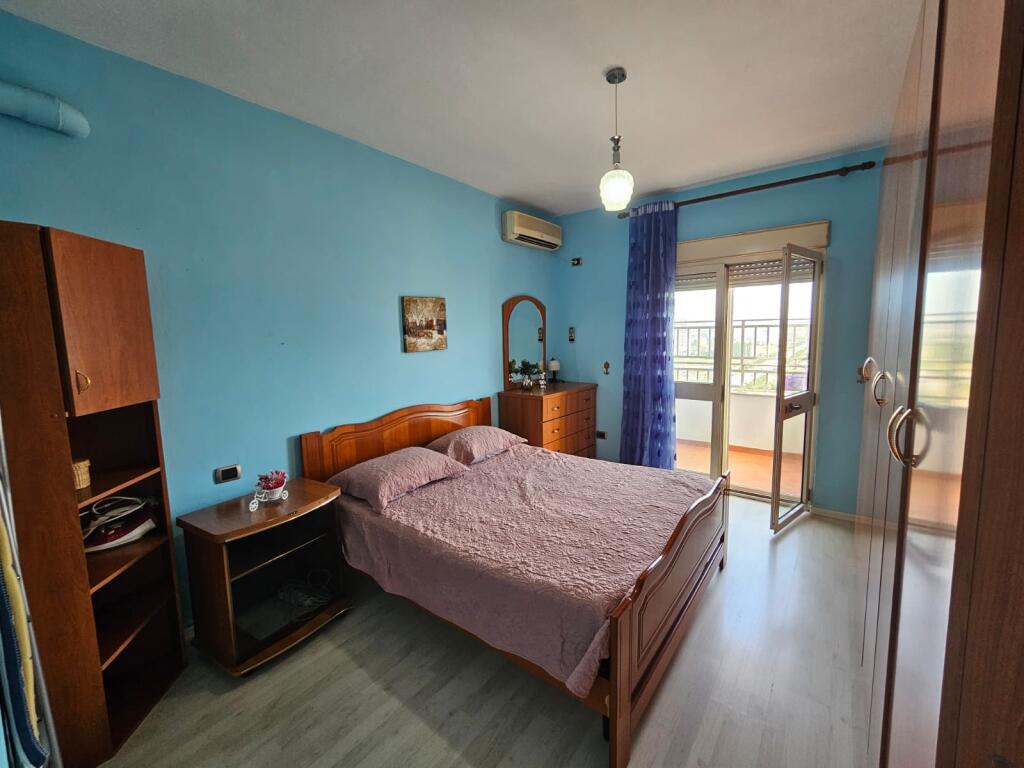1+1 apartment for rent at the Train Station!