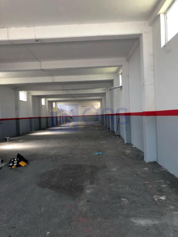 Magazzino in affitto sull'autostrada Tirana - Durazzo